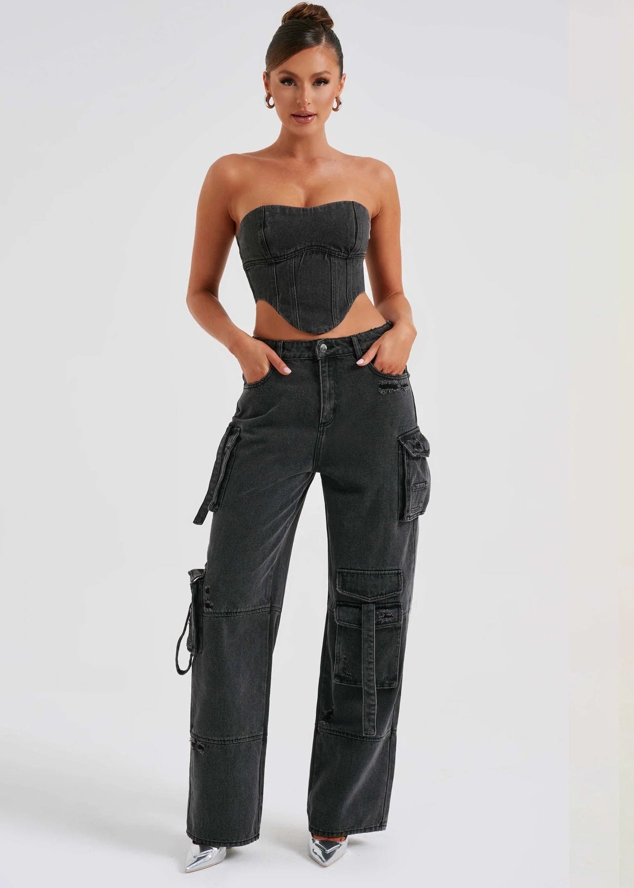 Noa Suit