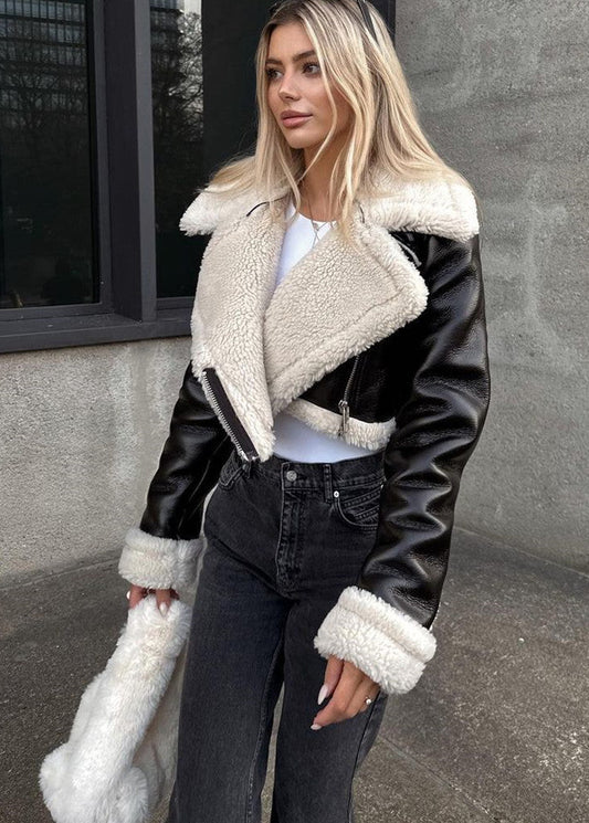 Coupe Slim et Col Classique