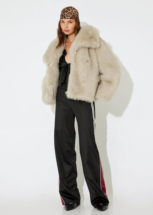 Veste Douce Tendance – Style Moderne et Chic